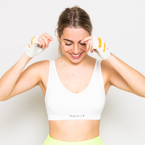 Women's Seamless Comfortable Sports Bra With Removable Pads 