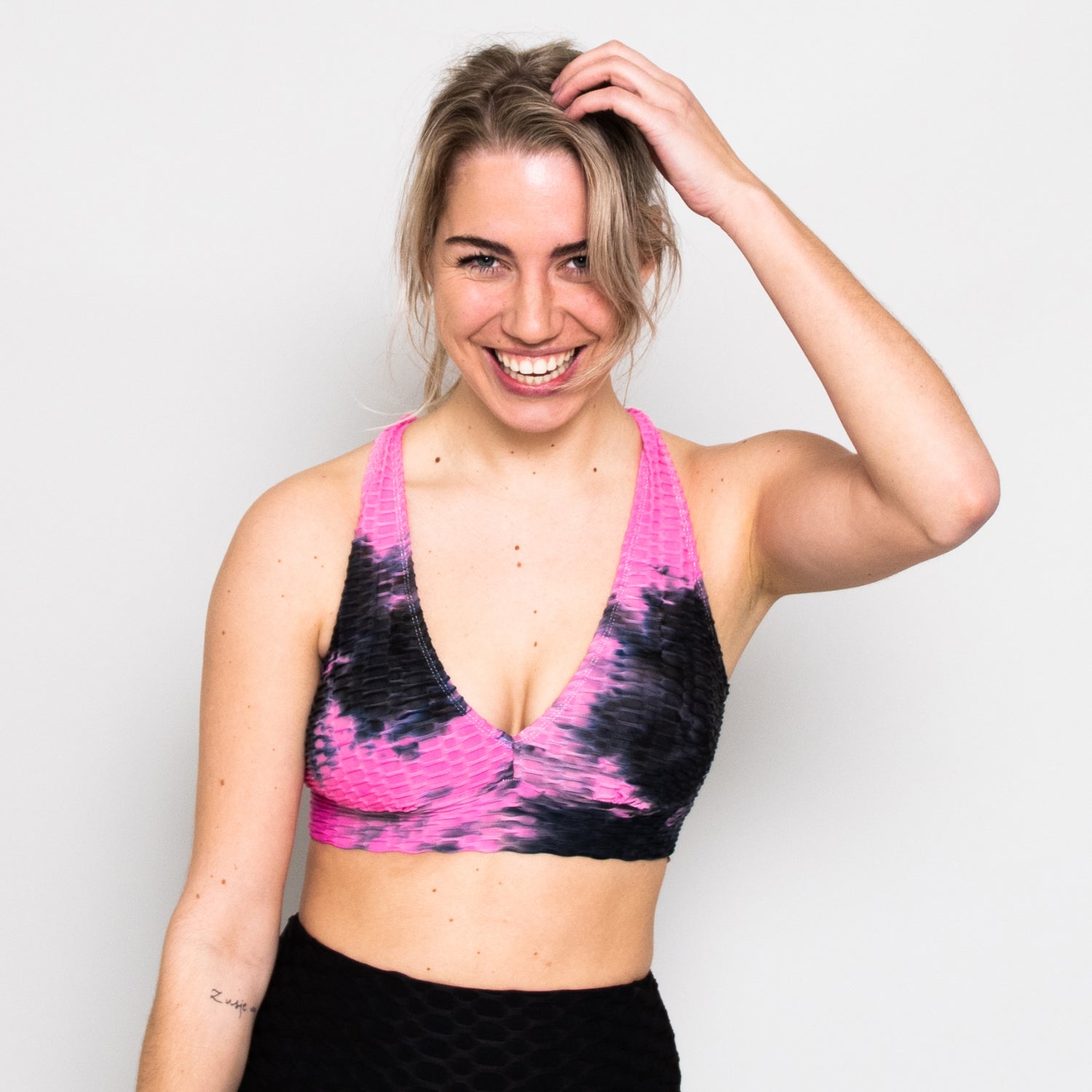 Color.Me Sports bra - Mix Black/Pink | Colorful Sports Bras | Tanfit.Shop